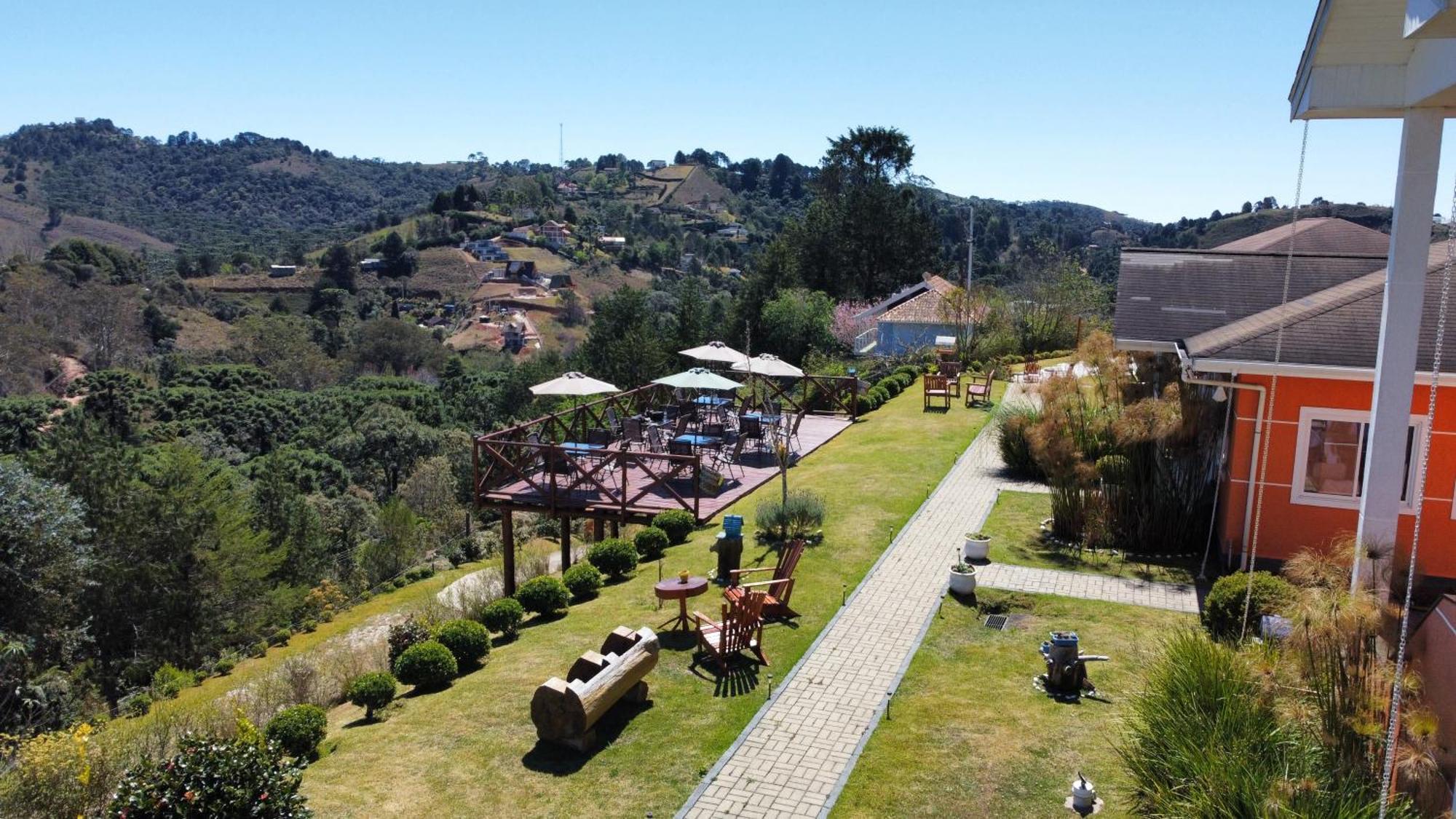 Pousada Caminhos Da Vila Chantal - Campos do Jordao — Photos 3